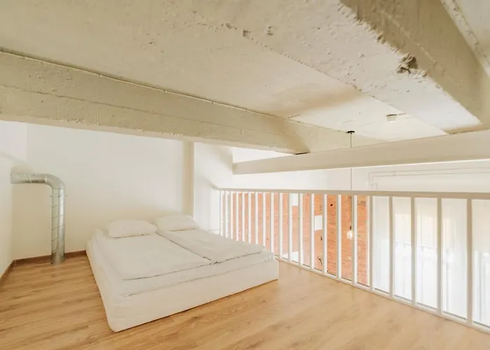 Aparthotel Filosoofi 1 3*