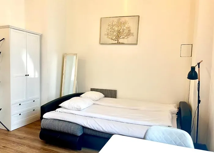 Aparthotel Filosoofi 1 3*